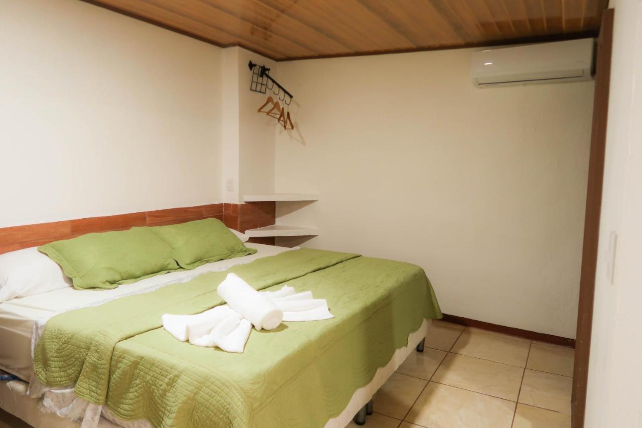Hoja De Oro Corcovado Hotel 2*