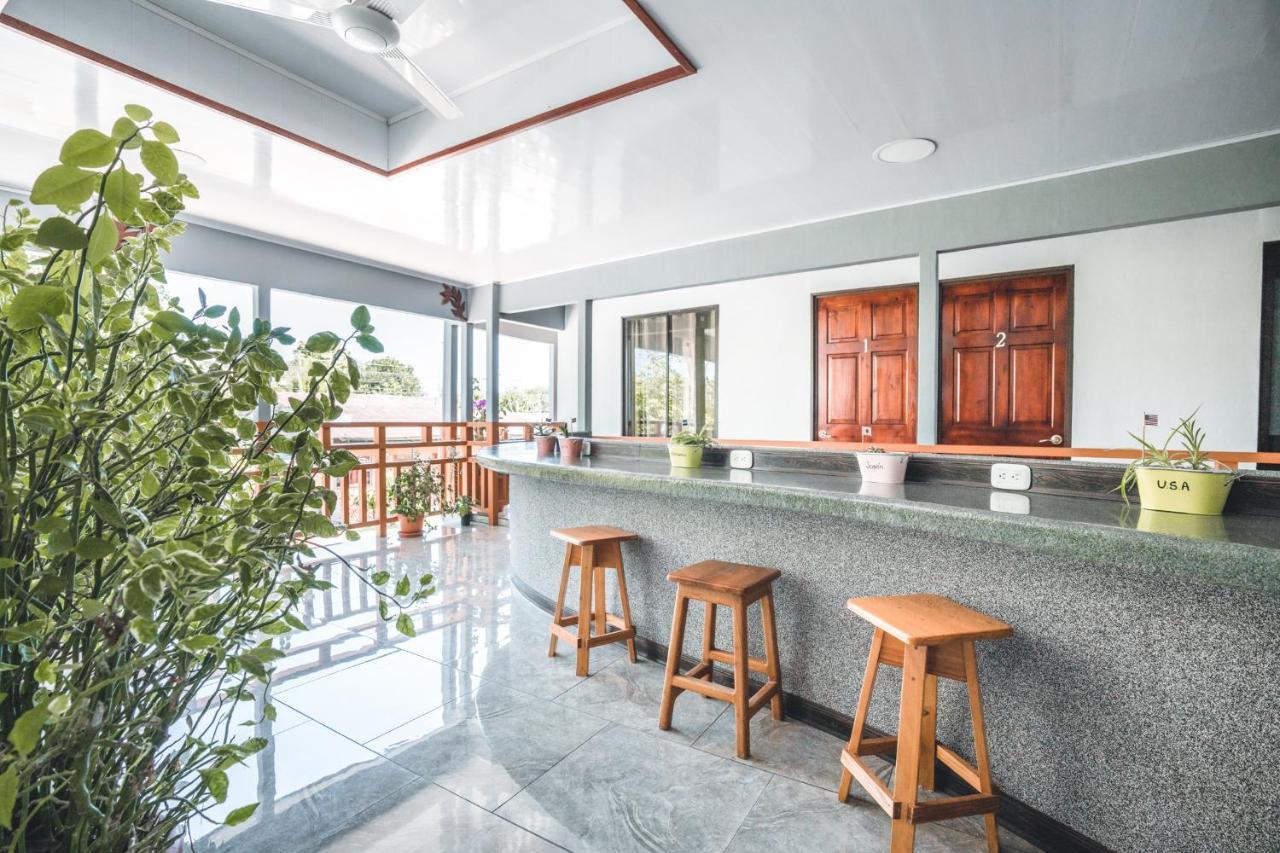 Hotel Hoja De Oro Corcovado Puerto Jiménez