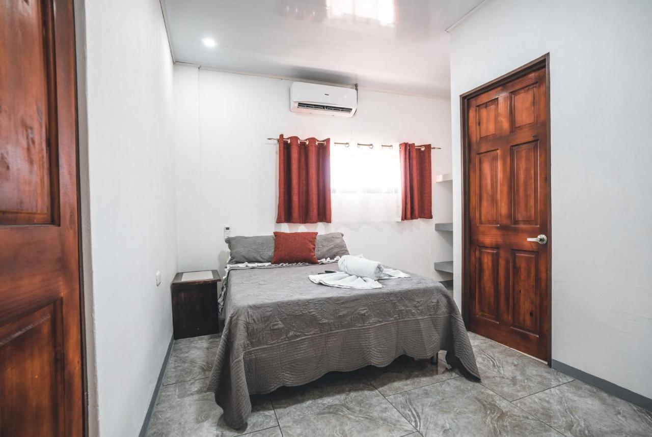 Hotel Hoja De Oro Corcovado Puerto Jiménez